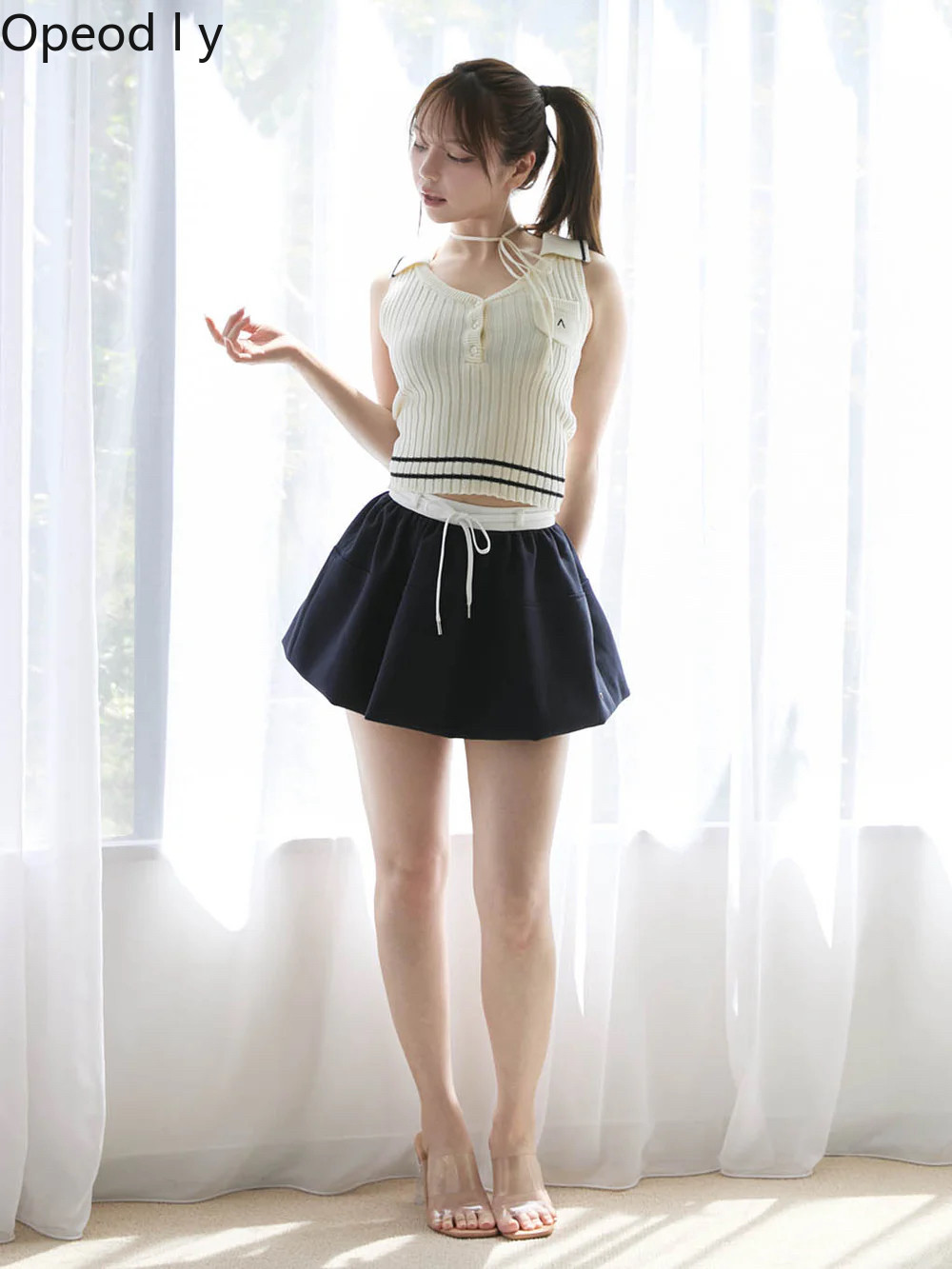 Suspender Tank Top - Rompi Rajut Tanpa Lengan Kerah V