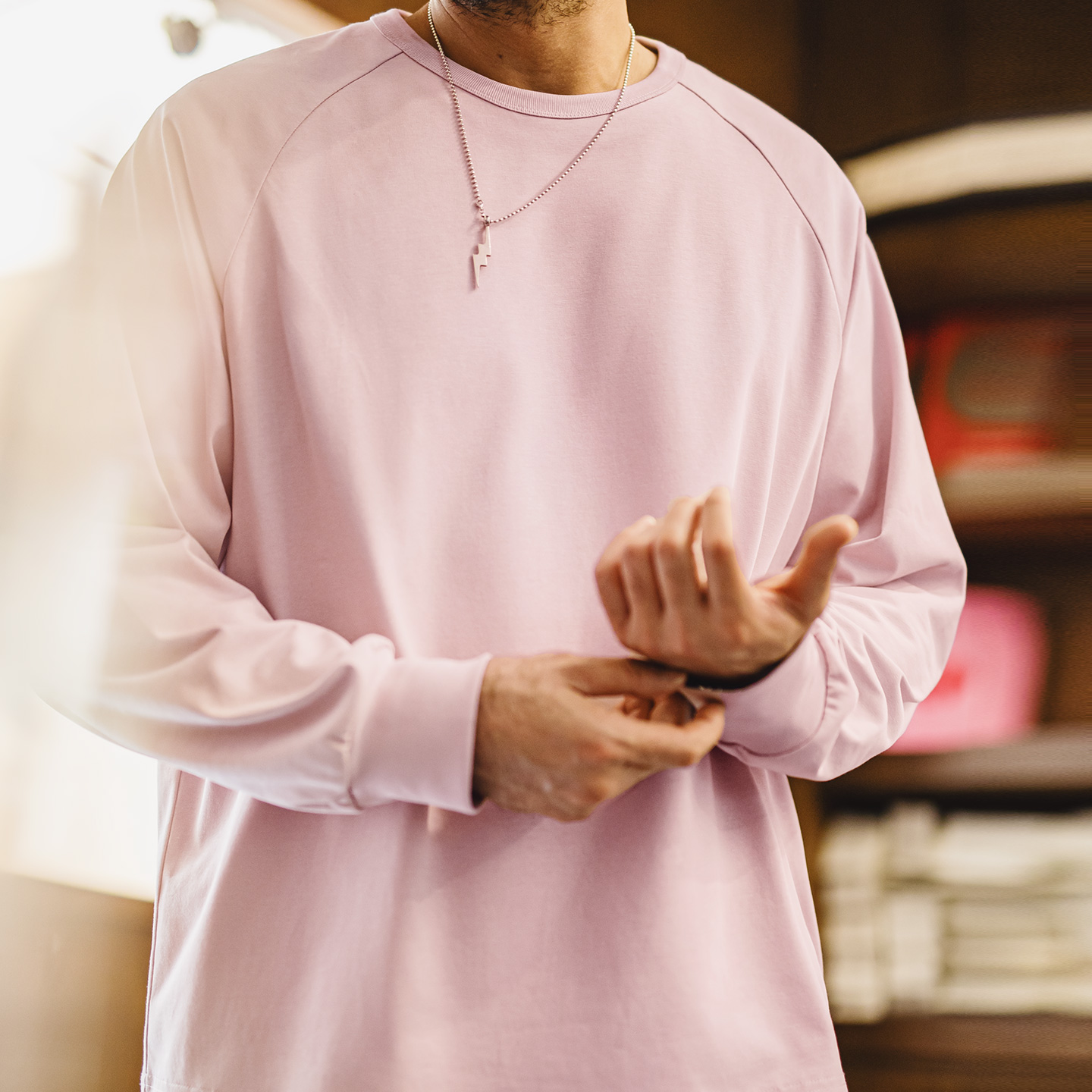 Kaos Lengan Panjang Putih Pria - Base Layer Top ulasan dan harga